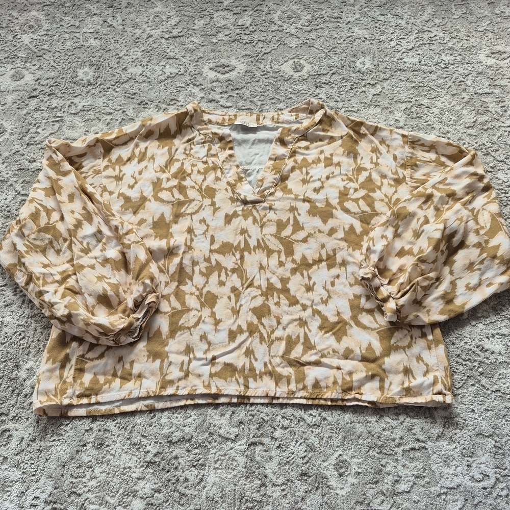 Line @ Moda Women's Italian Brown Abstract Floral Longsleeved Blouse Size Large - Picture 2 of 6
